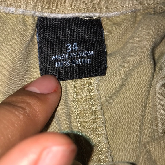 Shorts - Picture 4 of 4